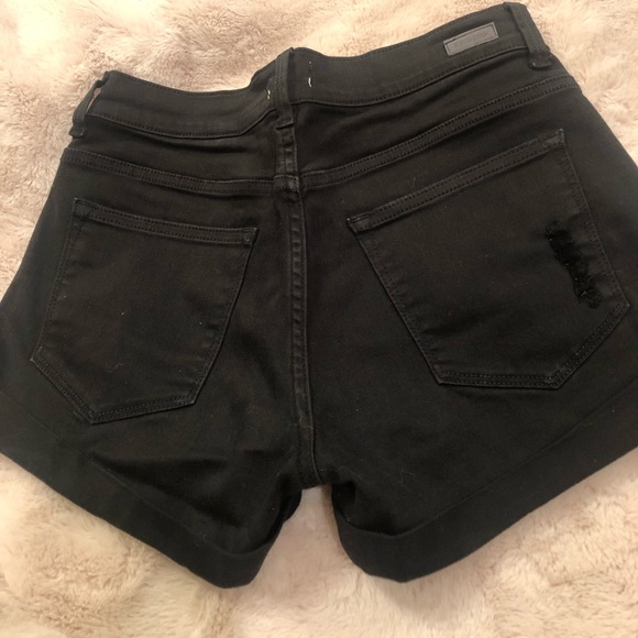 Boyfriend Fitted Shorts - Picture 2 of 5